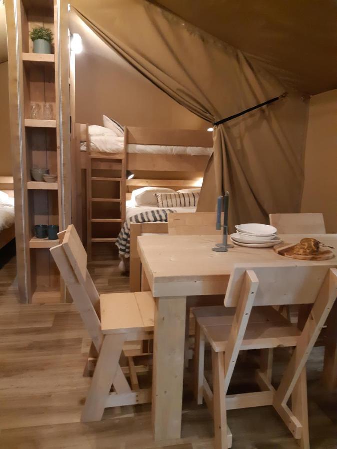 Tente Familiale Au Camping Hautoreille Bannes  외부 사진