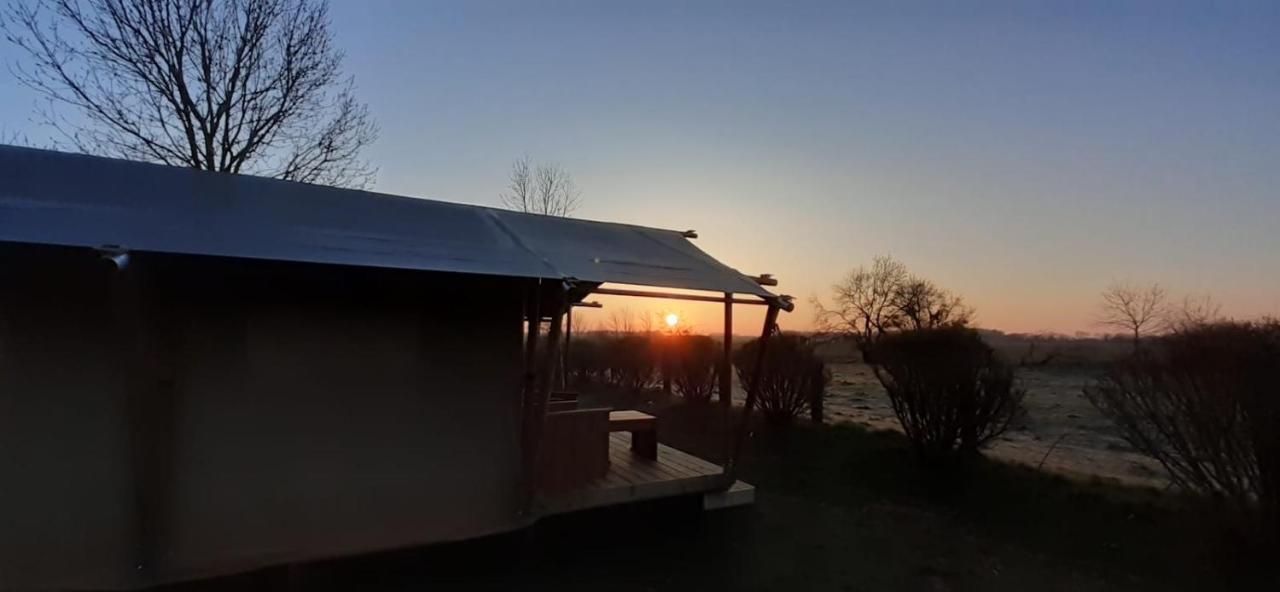 Tente Familiale Au Camping Hautoreille Bannes  외부 사진