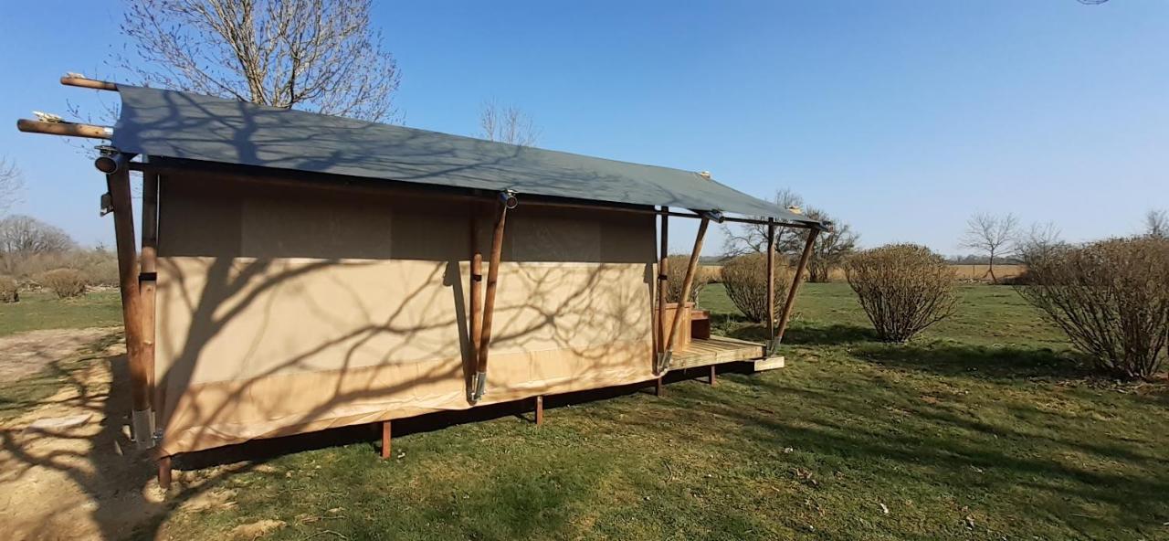 Tente Familiale Au Camping Hautoreille Bannes  외부 사진