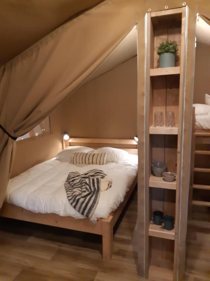 Tente Familiale Au Camping Hautoreille Bannes  외부 사진