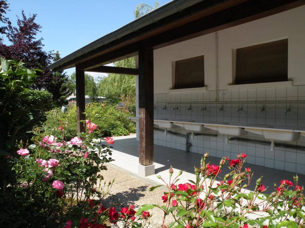 Tente Familiale Au Camping Hautoreille Bannes  외부 사진