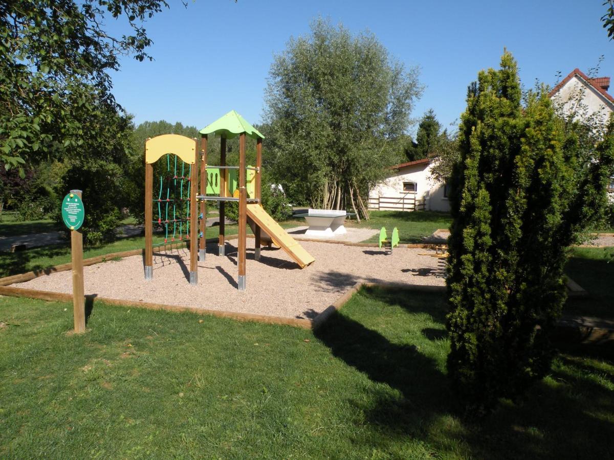 Tente Familiale Au Camping Hautoreille Bannes  외부 사진